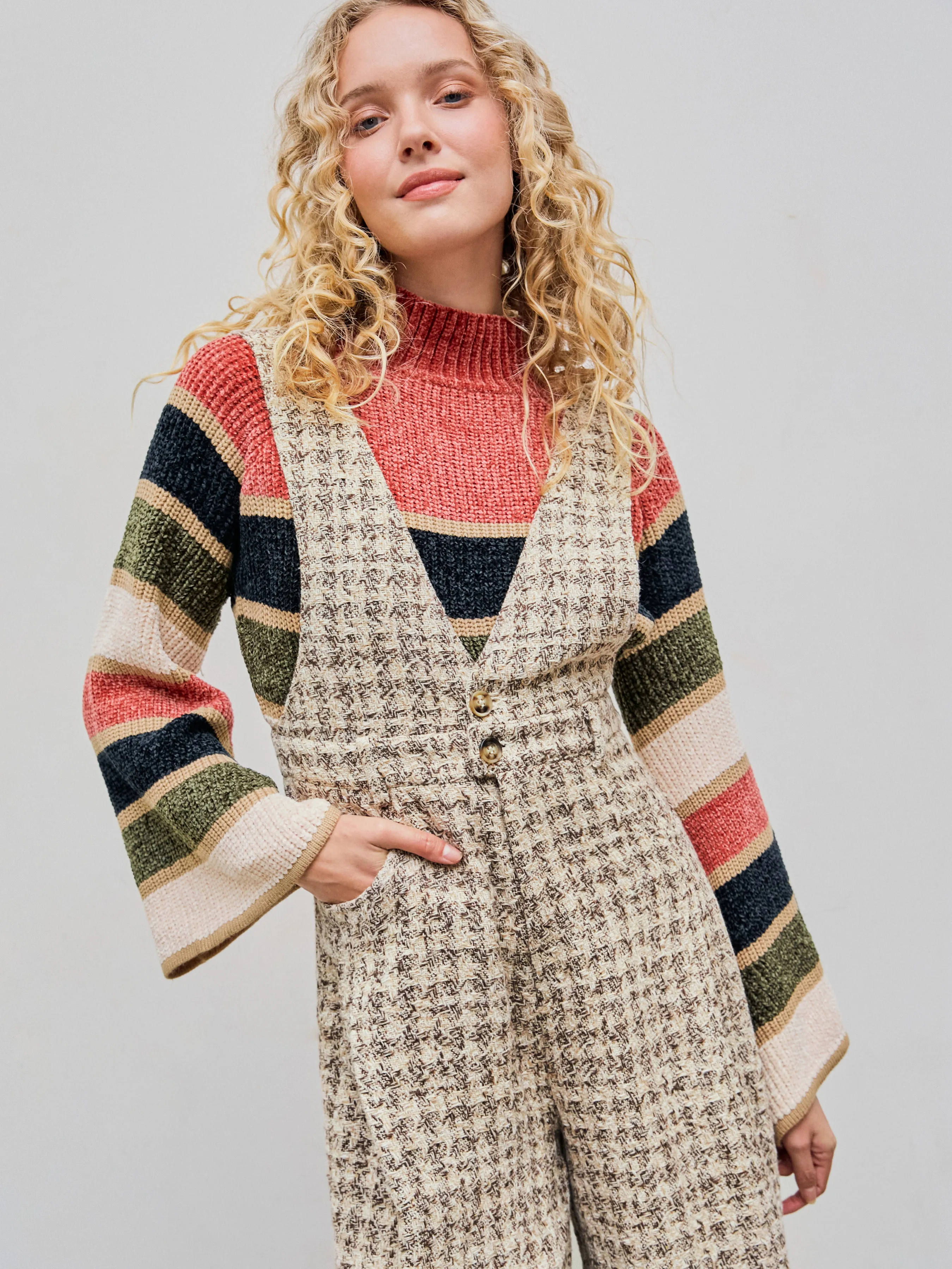  Combinaison à Jambe Large Plissée à Carreaux avec Bouton et Col en V en Tweed