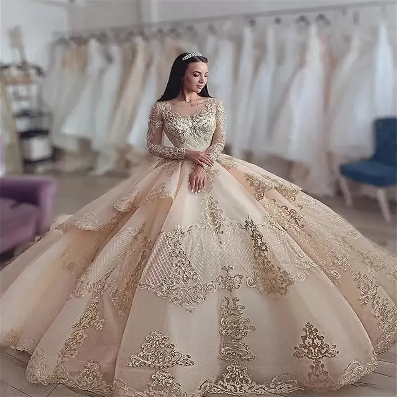 Luxe Champagne Princesse Robe De Bal Quinceanera Robes Manches Longues Appliques Doux 15 16 Robe De Bal Pageant Robes Robes Du 2