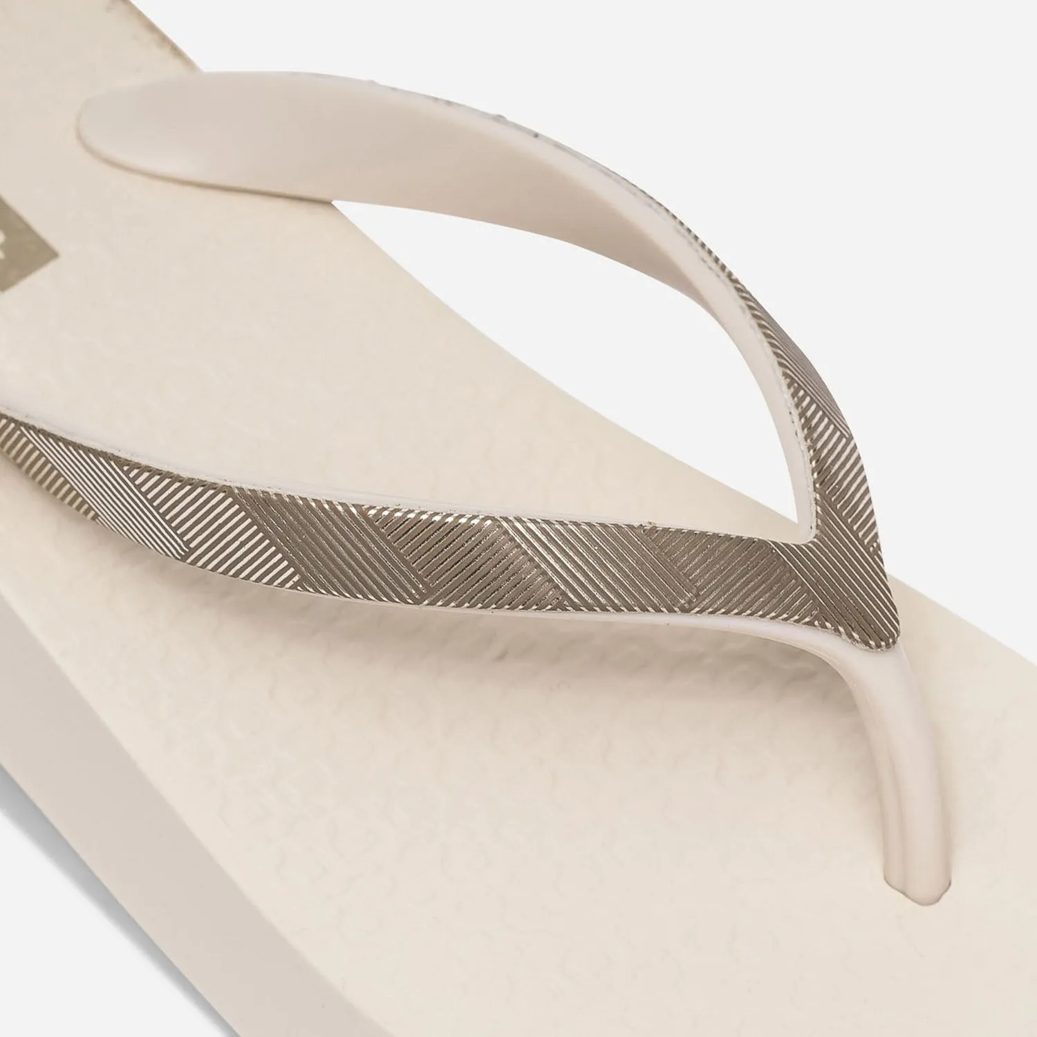 Tong compensée IPANEMA beige avec brides graphiques - Mules / Tongs Sport | ERAM